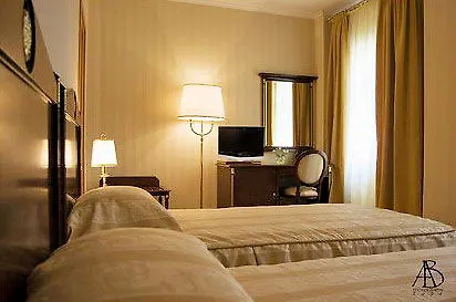 Hotel Optima Collection Podil Plaza Kiew 4*,  Ukraine